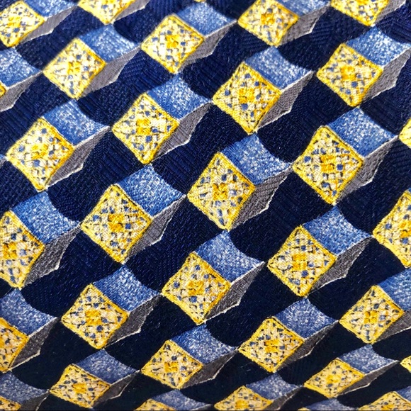 Ermenegildo Zegna- 100% Silk Men’s Tie - Picture 4 of 8